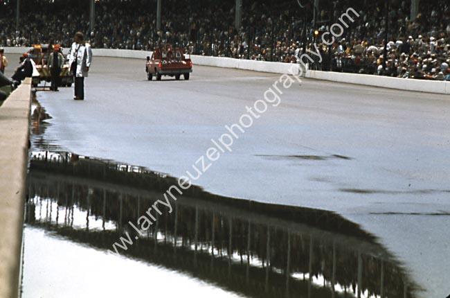 Rain_On_The_Track
