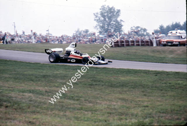 Jackie Oliver 2 1975