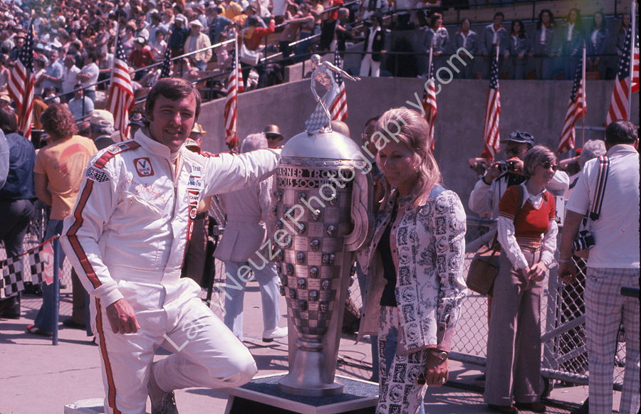 Johnny Rutherford_and_wife
