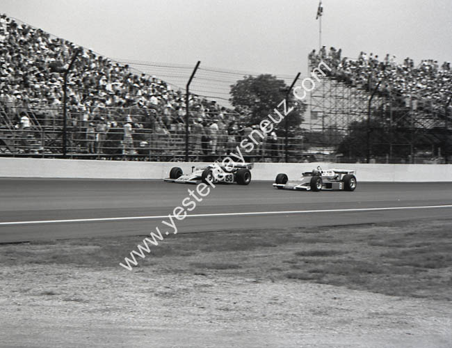Cars_On_The_Track 5