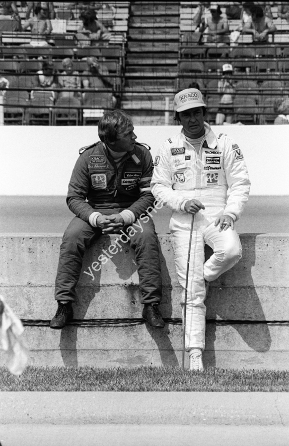 Bill_Vukovich_Vern_Schuppan