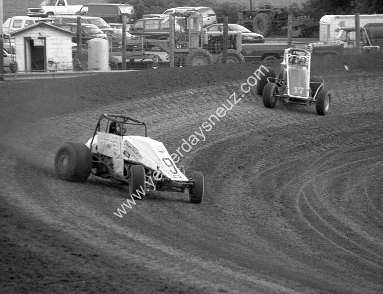 Brent Pool (9) Donnie Beechler (17)