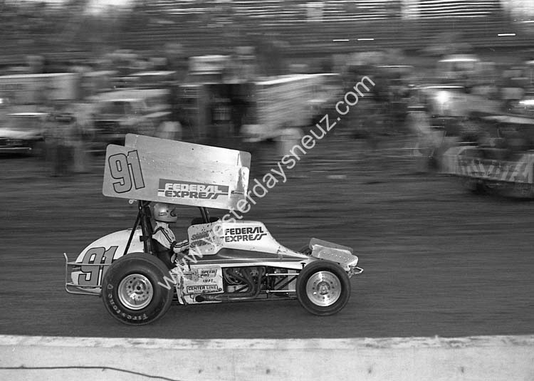 WM40779-27 Szmmy Swindell